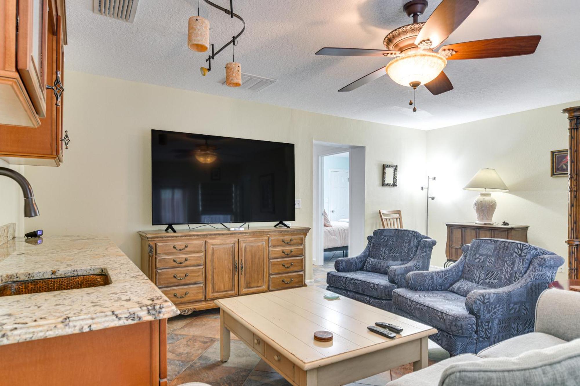 Redington Shores Retreat - Walk To Beach Access! Clearwater Beach Exterior photo