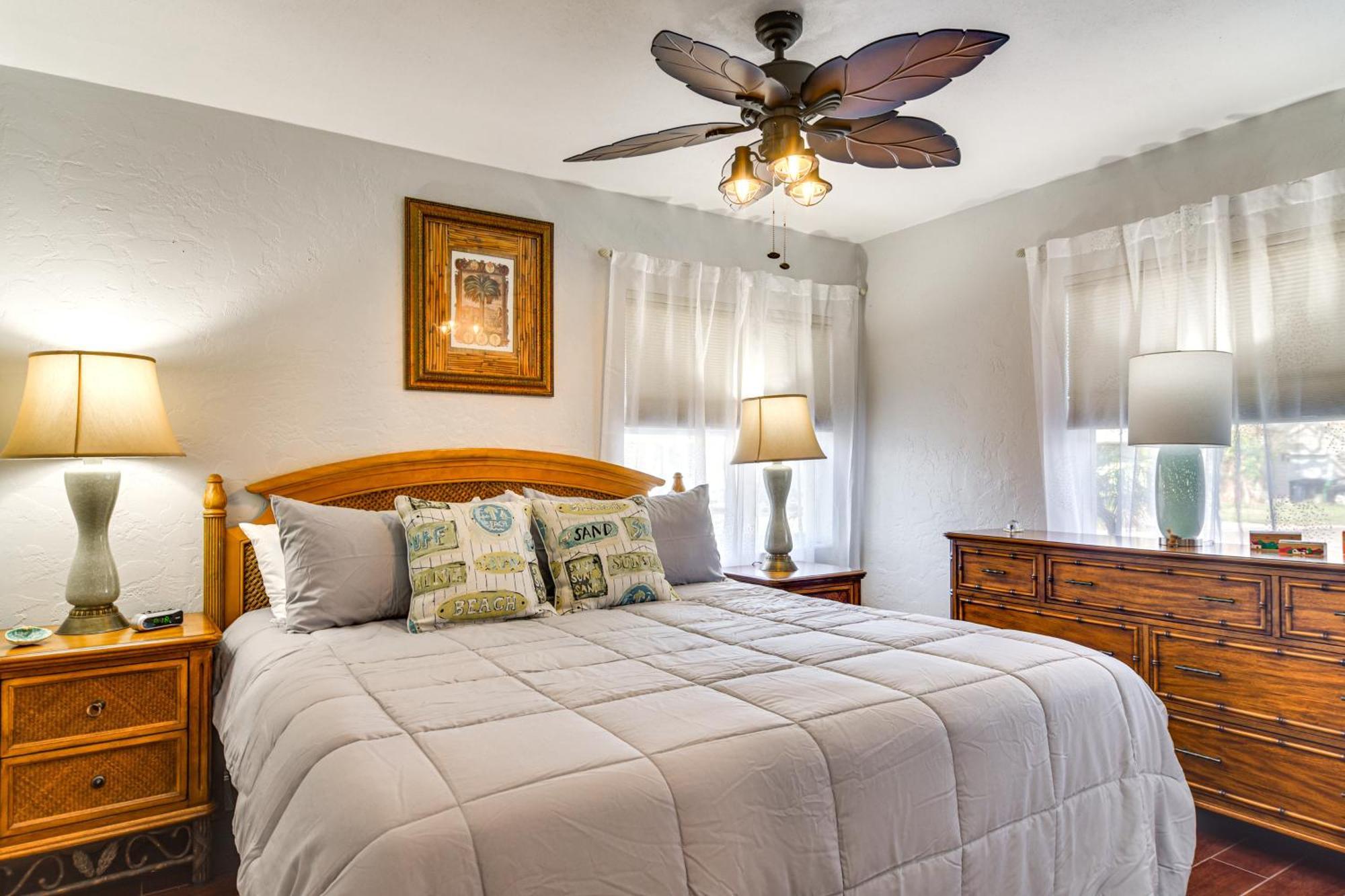 Redington Shores Retreat - Walk To Beach Access! Clearwater Beach Exterior photo
